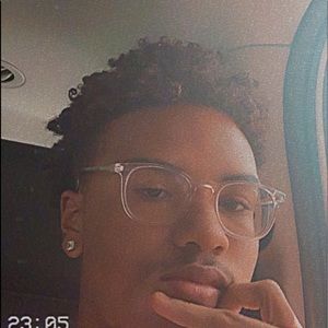 Meet your Posher, Ty